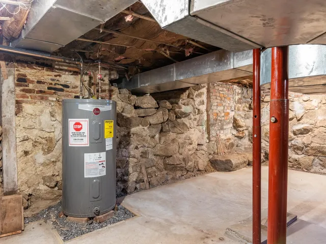 $475,000 | 28 Village Road, Surry, NH 03431