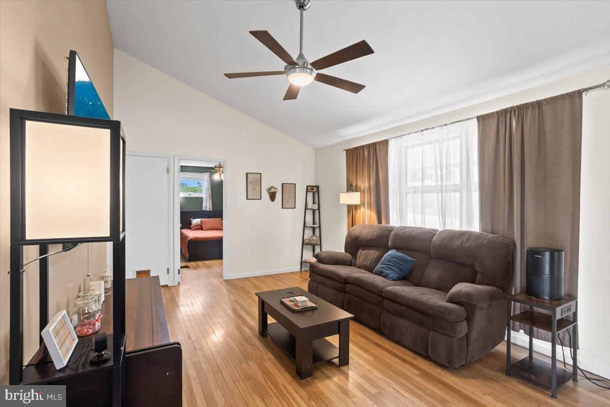 2019 Oreville Road Lancaster, PA 17601 - Photo 7 of 30 Cozy living space with natural light.