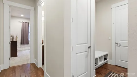 $1,599,900 | 6508 Southeast 7th Place, Renton, WA 98059