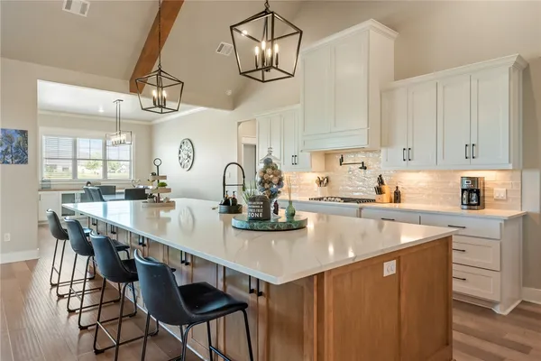 $925,000 | 7813 Stiteler Drive, Bryan, TX 77808