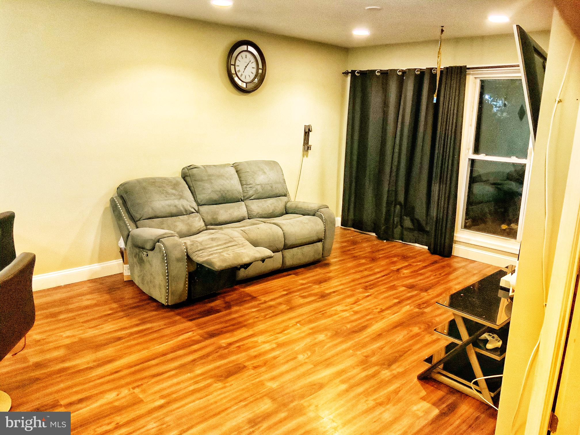 7628 Oxman Road Landover, MD 20785 - Photo 5 of 15