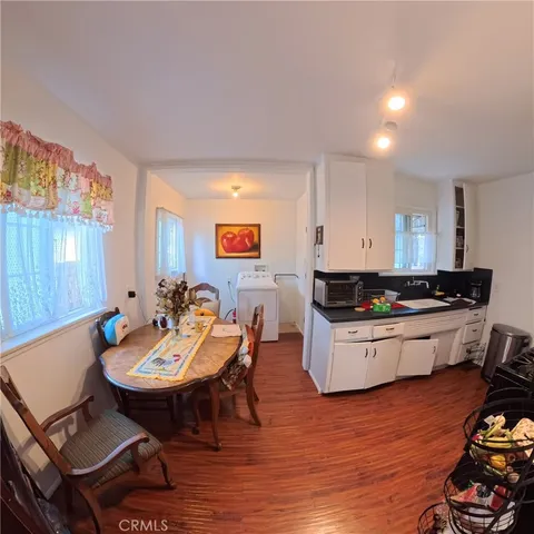 $624,999 | 5824 Heliotrope Avenue, Maywood, CA 90270