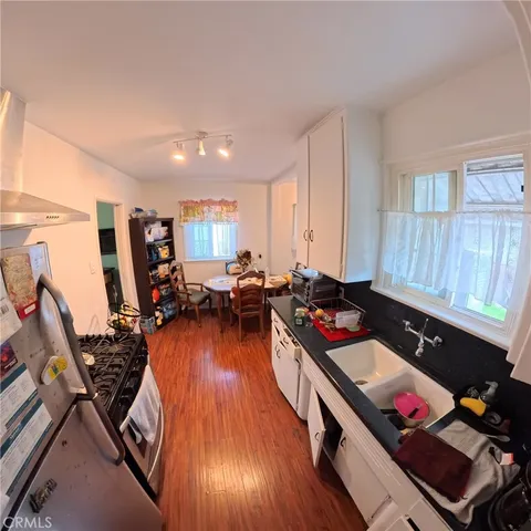 $624,999 | 5824 Heliotrope Avenue, Maywood, CA 90270