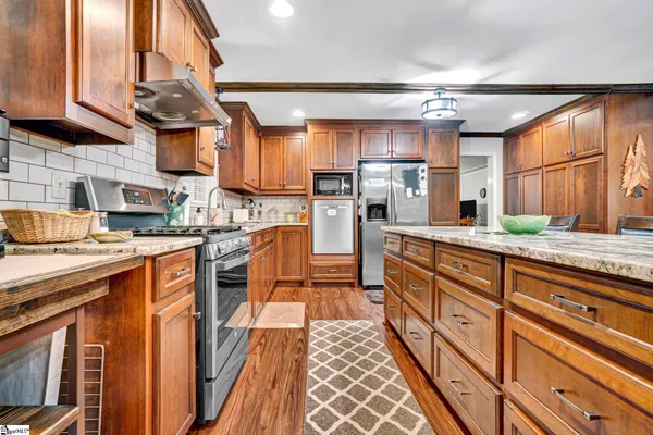 $394,900 | 213 Missallie Drive, Clinton, SC 29325
