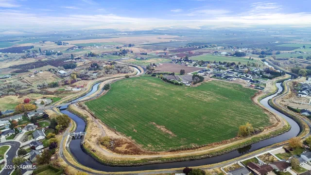 $1,825,000 | 600 Schooley Road, Zillah, WA 98953