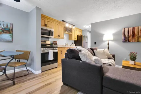 $197,500 | 155 South Pennsylvania Street, Unit 202, Denver, CO 80209