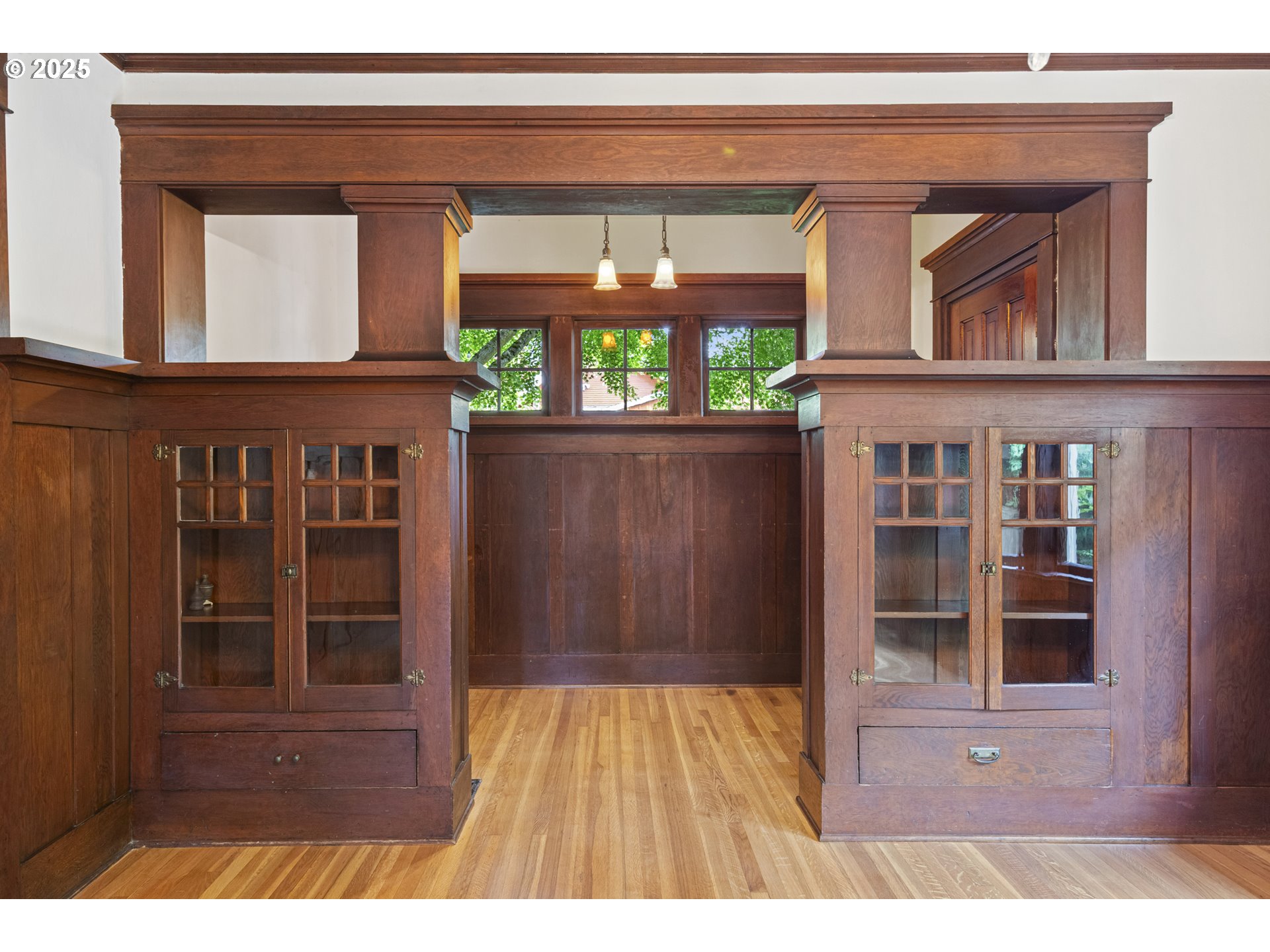 2404 Northeast 47th Avenue Portland, OR 97213 - Photo 12 of 35 a picture of door