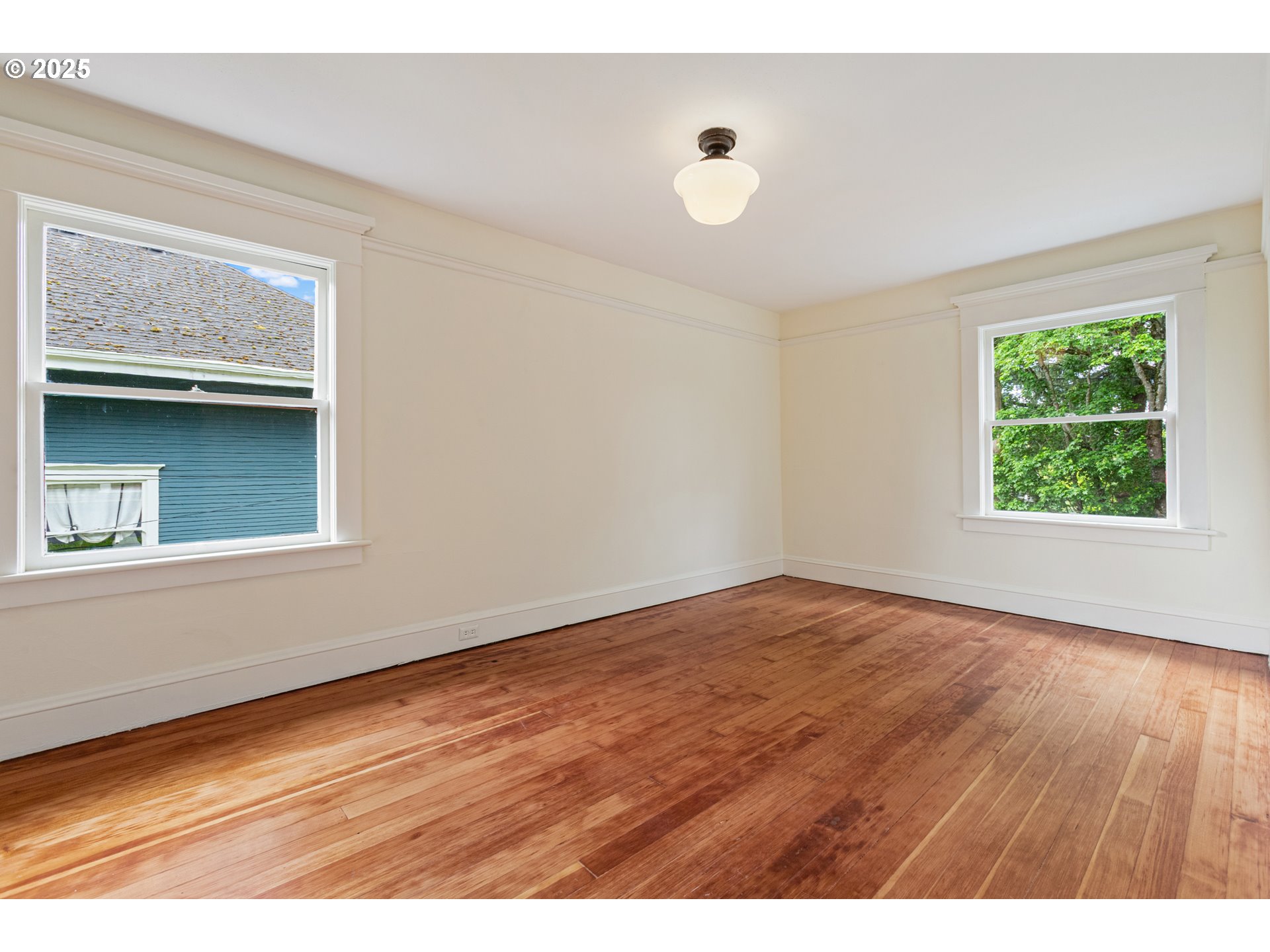 2404 Northeast 47th Avenue Portland, OR 97213 - Photo 18 of 35 a view of an empty room with a window