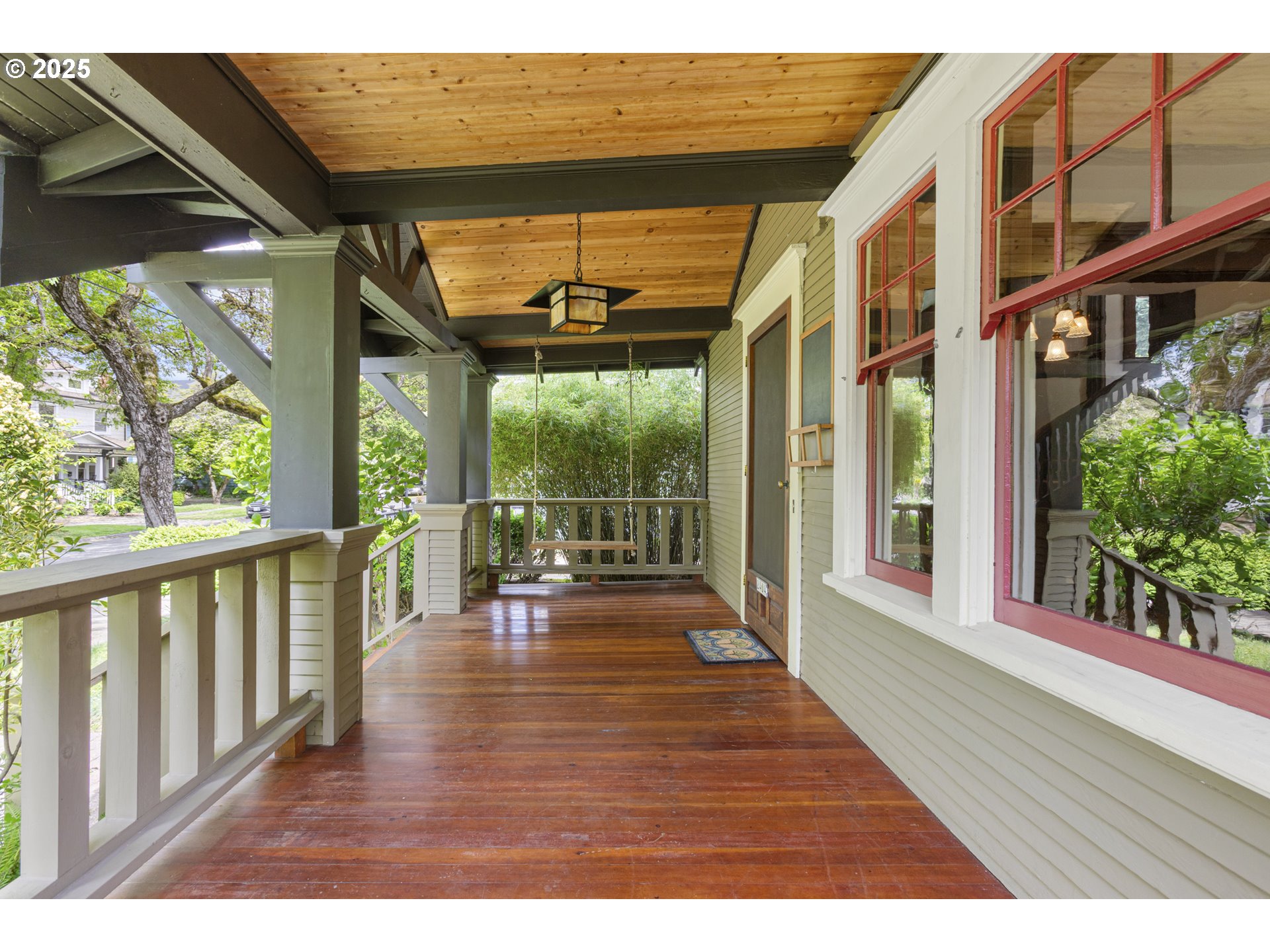 2404 Northeast 47th Avenue Portland, OR 97213 - Photo 3 of 35 a balcony with wooden floor