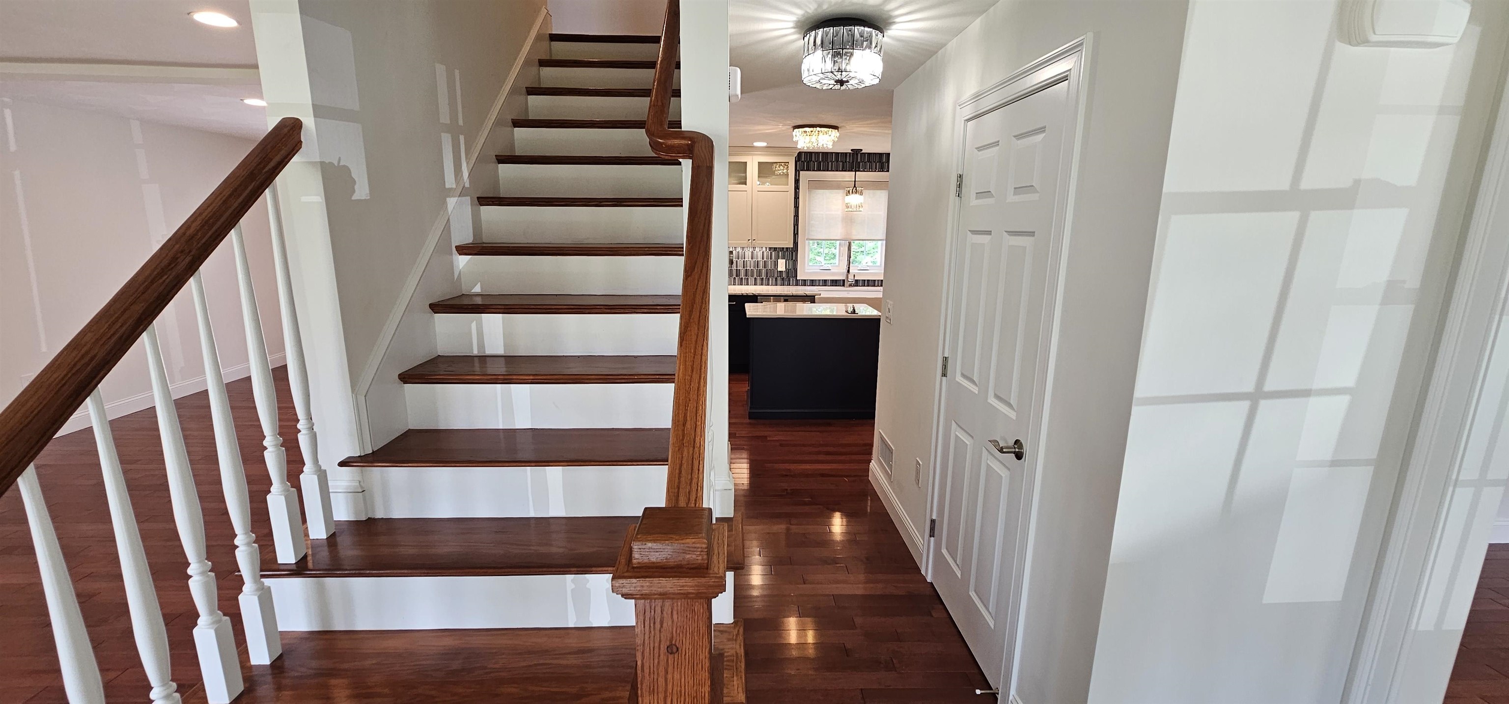 15 Daniel Road Derry, NH 03038 - Photo 3 of 40 Gallery Image 3