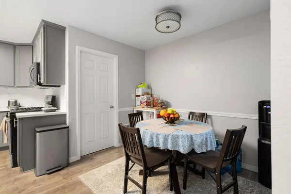 $499,000 | 7729 Gyan Way, Sacramento, CA 95828