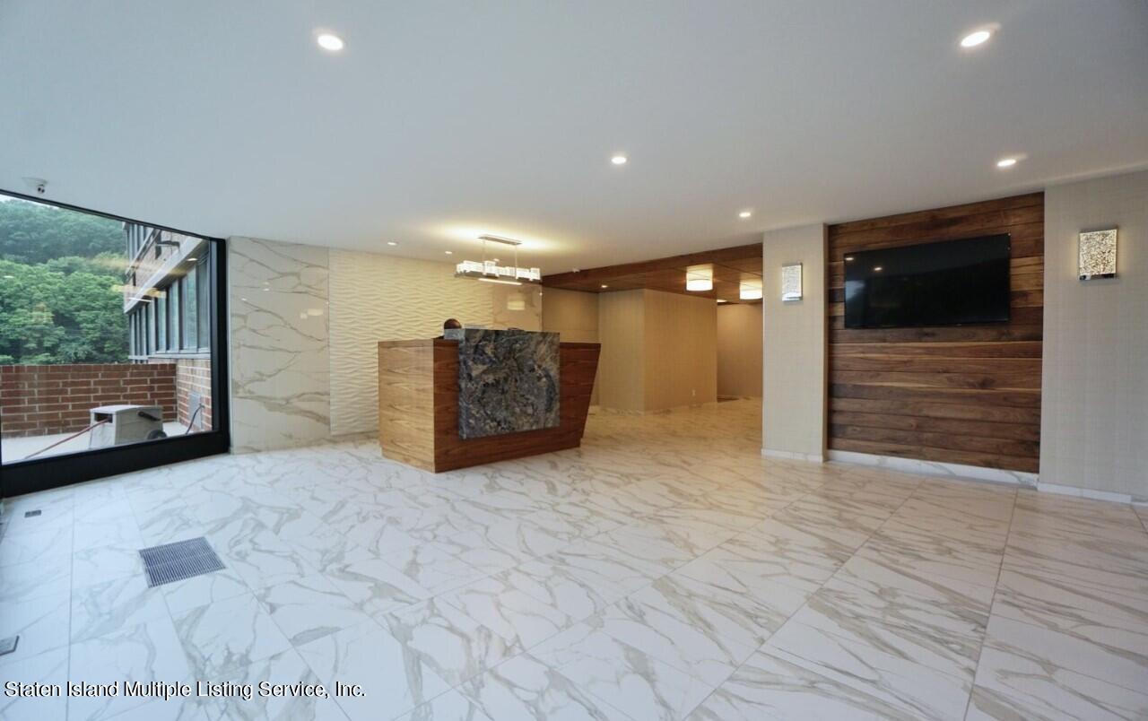 755 Narrows Road North, Unit 404 Staten Island, NY 10304 - Photo 2 of 9 NRN3