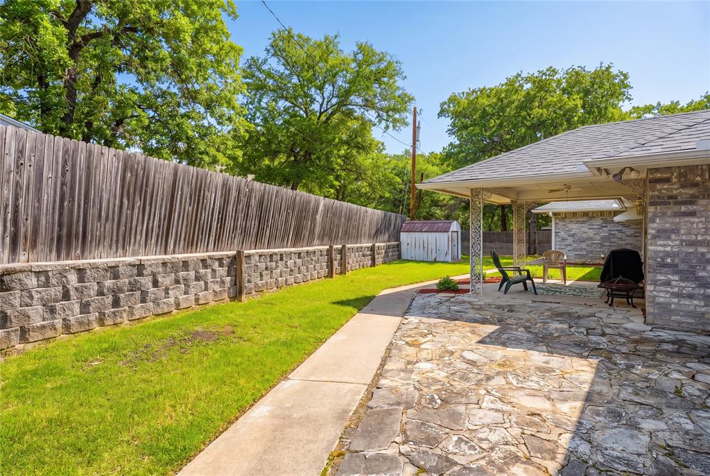 217 Spruce Circle Azle, TX 76020 - Photo 37 of 39