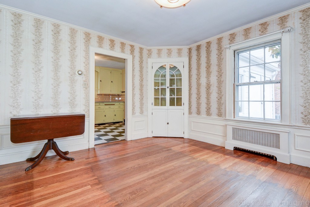 1102 Brook Road Milton, MA 02186 - Photo 4 of 16