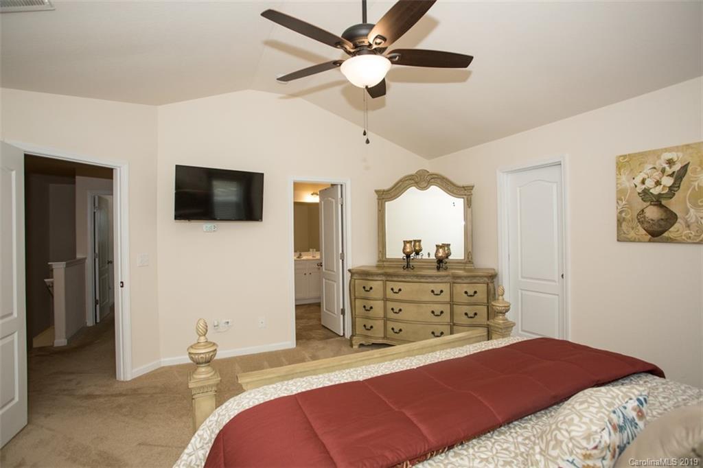 9520 Weikert Road Charlotte, NC 28215 - Photo 14 of 25 Gallery Image 14