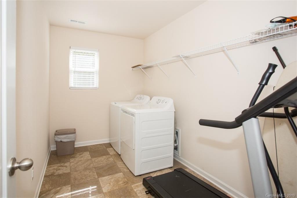 9520 Weikert Road Charlotte, NC 28215 - Photo 18 of 25 Gallery Image 18