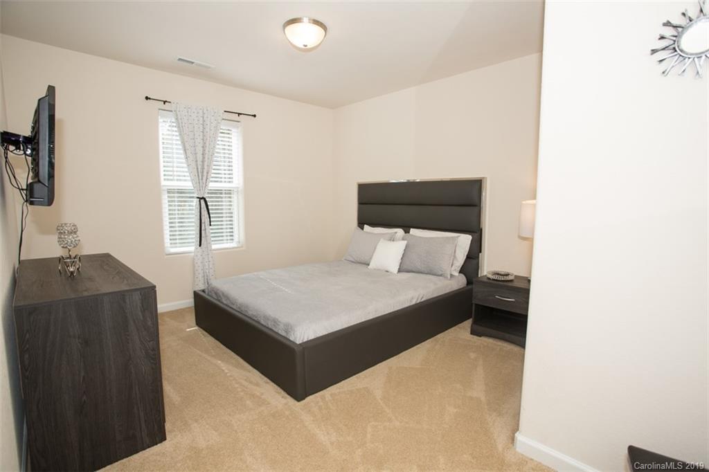 9520 Weikert Road Charlotte, NC 28215 - Photo 19 of 25 Gallery Image 19
