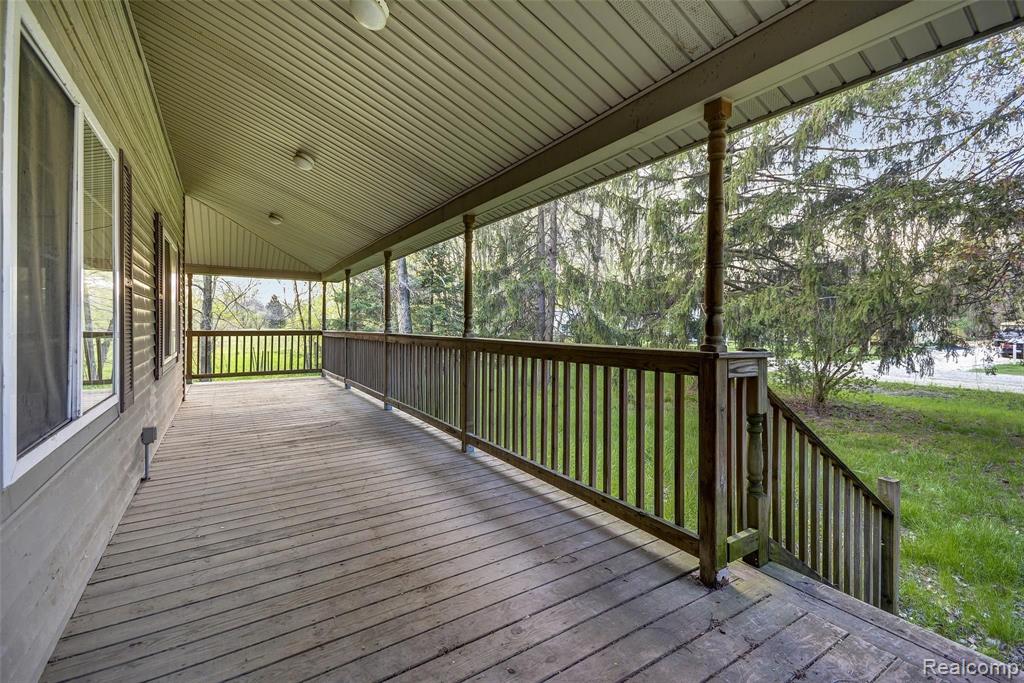 49905 Bog Road Belleville, MI 48111 - Photo 43 of 56