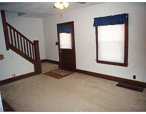 2502 Woodside Avenue Springfield, OH 45503 - Photo 3 of 25