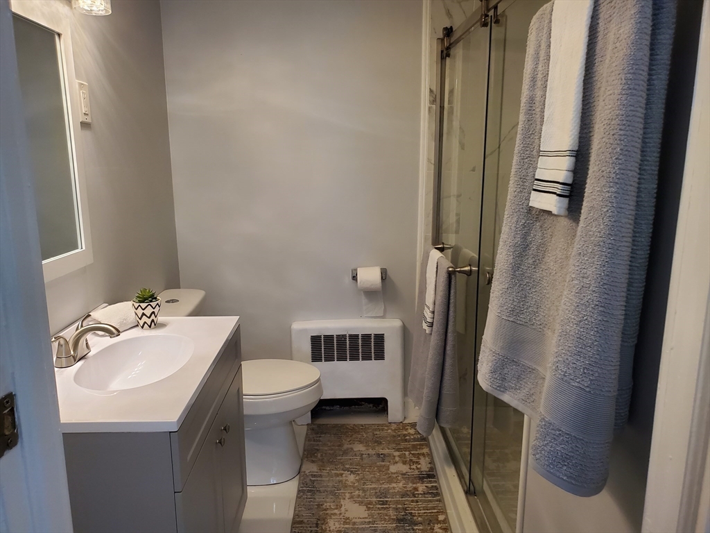 725 Bay Street Springfield, MA 01109 - Photo 7 of 22