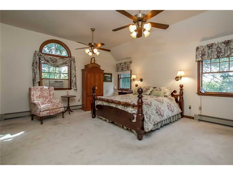 27 Cosmo Street Westerly, RI 02891 - Photo 10 of 19 Bedroom.