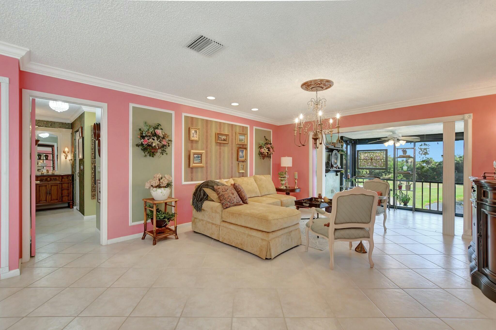 8305 Casa Del Lago, Unit H Boca Raton, FL 33433 - Photo 6 of 33 tempImageCIrc9D