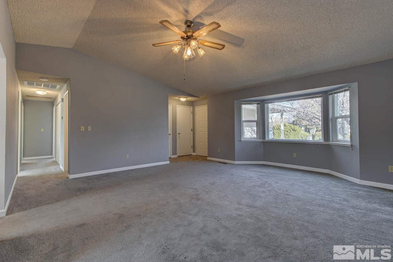 8503 Moth Circle Reno, NV 89506 - Photo 4 of 24 Photo 4
