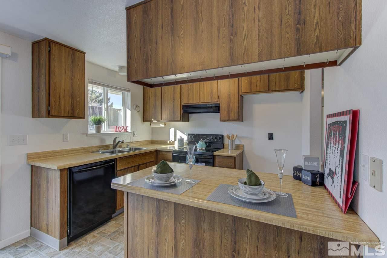 8503 Moth Circle Reno, NV 89506 - Photo 7 of 24 Photo 7