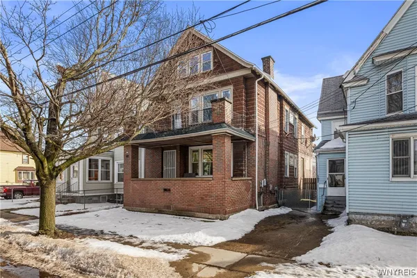 $950 | 109 Spaulding Street, Unit FRT, Buffalo, NY 14220