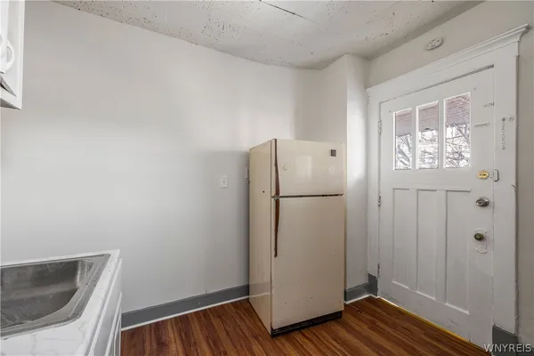 $950 | 109 Spaulding Street, Unit FRT, Buffalo, NY 14220