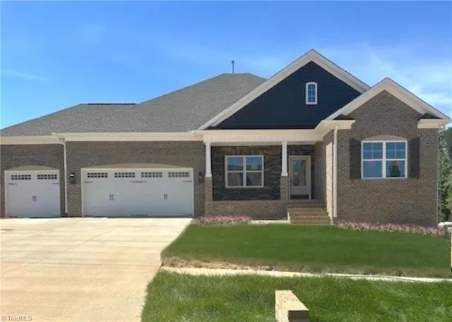 $693,309 | 7653 Valhalla Drive, Greensboro, NC 27409