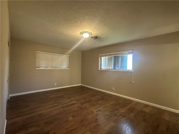 $1,995 | 6022 Killarney Drive, Corpus Christi, TX 78413