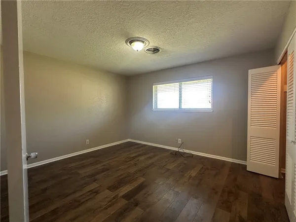 $1,995 | 6022 Killarney Drive, Corpus Christi, TX 78413