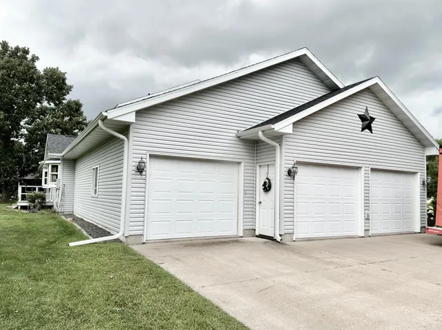 $420,000 | 430 Linden Avenue, Rice Lake, WI 54868