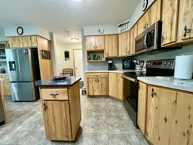 $420,000 | 430 Linden Avenue, Rice Lake, WI 54868