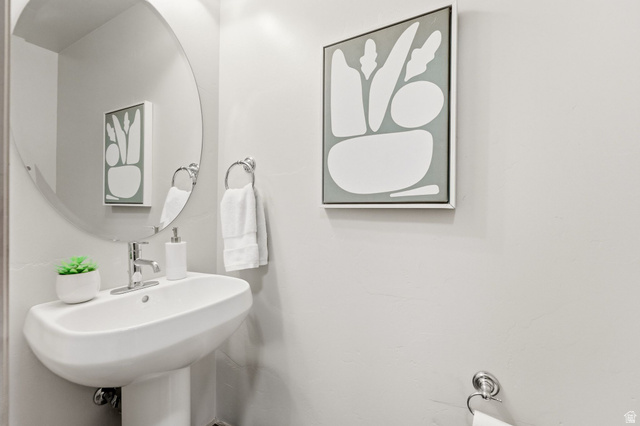 3026 Lower Saddleback Road Park City, UT 84098 - Photo 59 of 71 View of bathroom