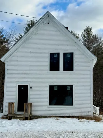 $250,000 | 289 South Main Street, Andover, ME 04216
