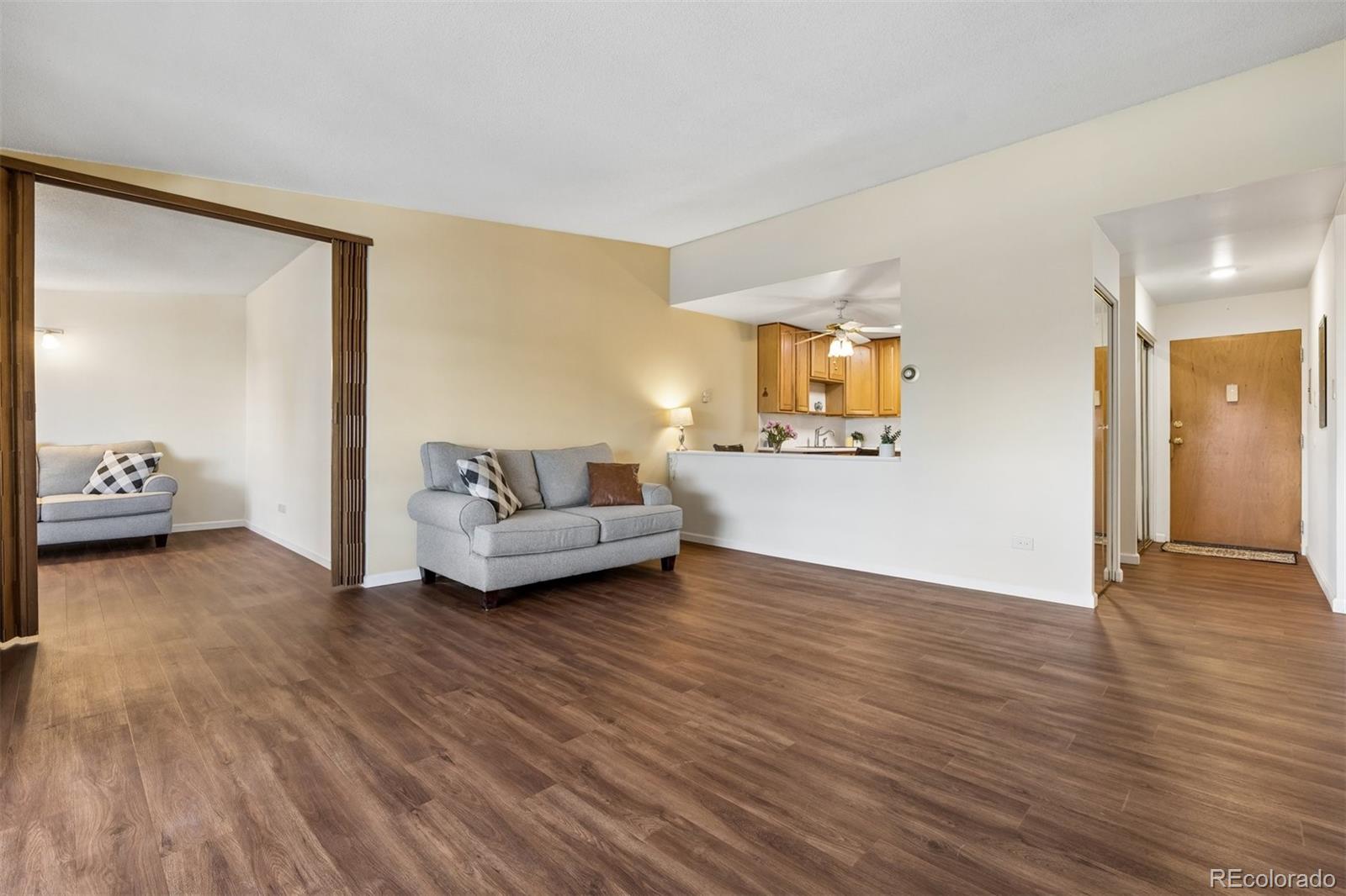 660 South Alton Way, Unit 5D Denver, CO 80247 - Photo 5 of 32