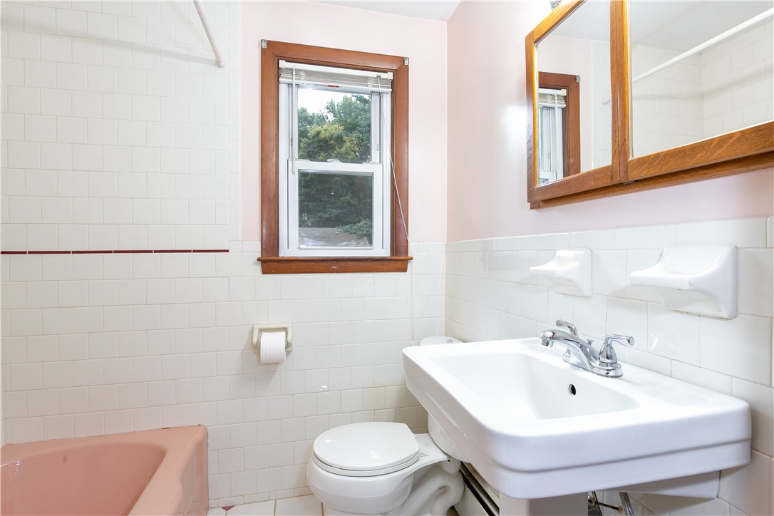 160 Ten Rod Road Exeter, RI 02822 - Photo 15 of 20
