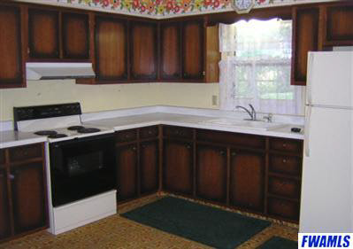 8914 Lafayette Center Road Yoder, IN 46798 - Photo 8 of 12