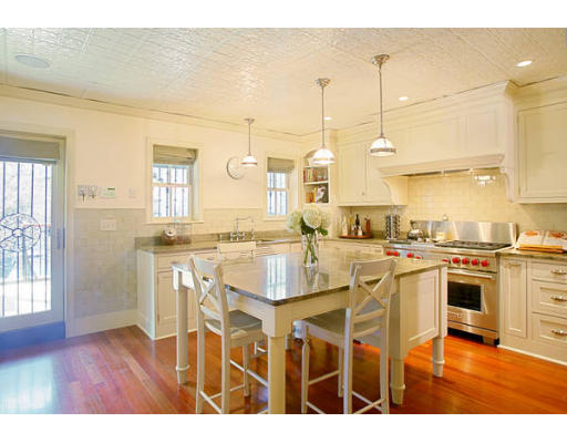 26 Braddock Park Boston, MA 02116 - Photo 2 of 14