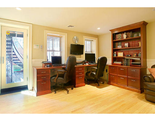 26 Braddock Park Boston, MA 02116 - Photo 10 of 14