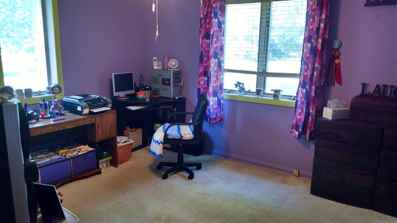 25 West River Road Mount Pleasant, MI 48858 - Photo 15 of 42 1803171-14.JPG