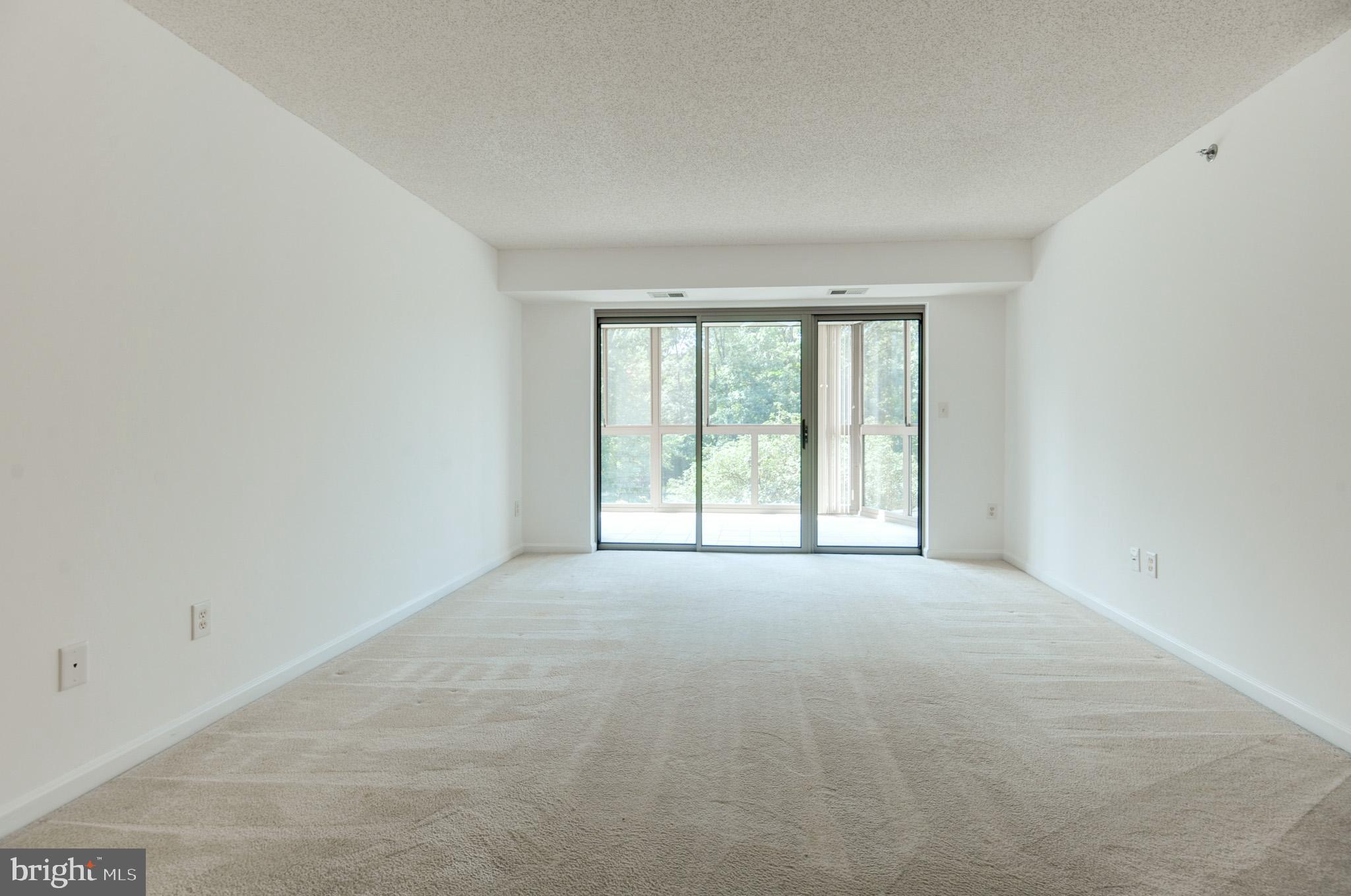 19385 Cypress Ridge Terrace, Unit 220 Leesburg, VA 20176 - Photo 18 of 64