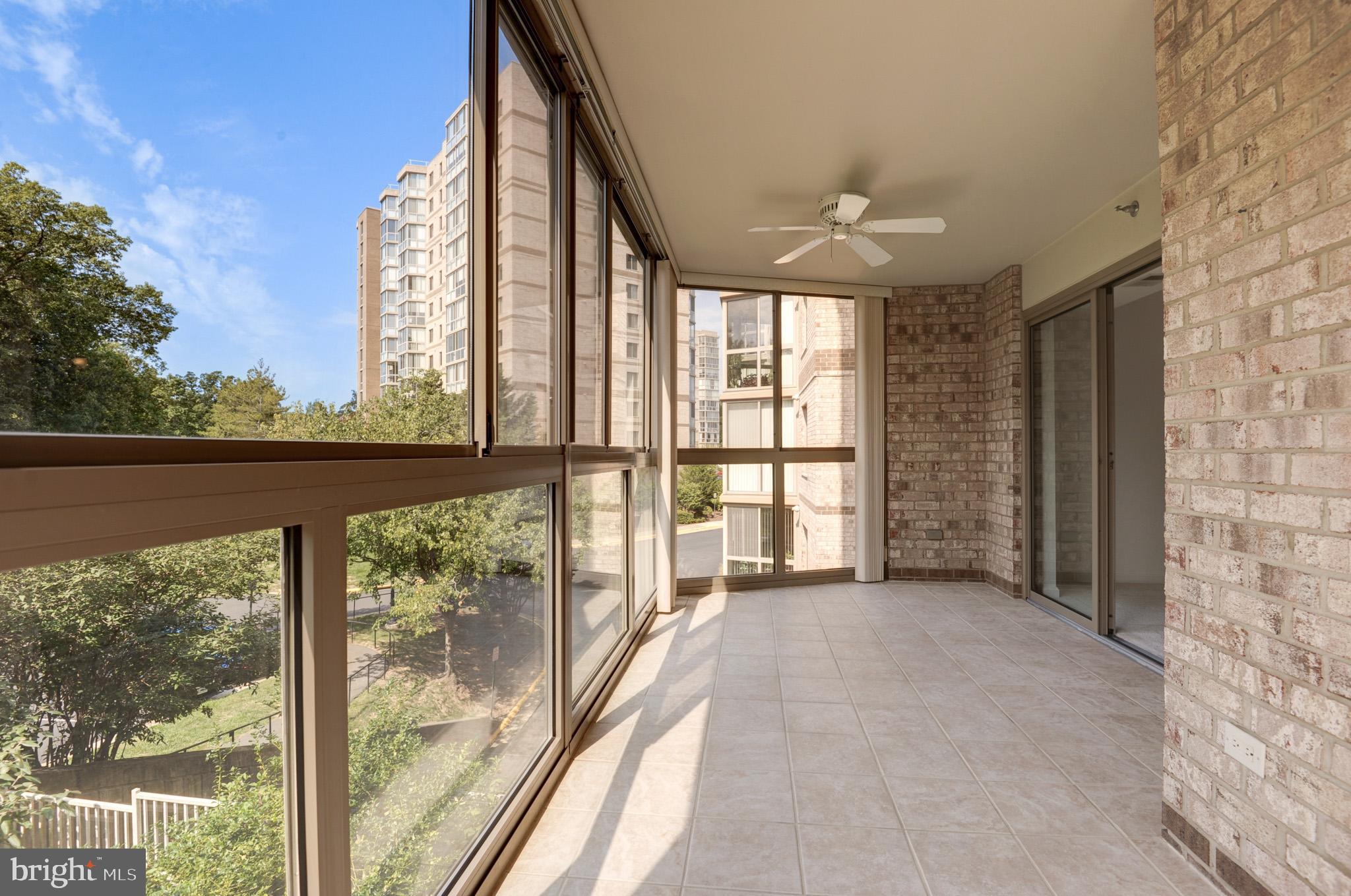 19385 Cypress Ridge Terrace, Unit 220 Leesburg, VA 20176 - Photo 29 of 64
