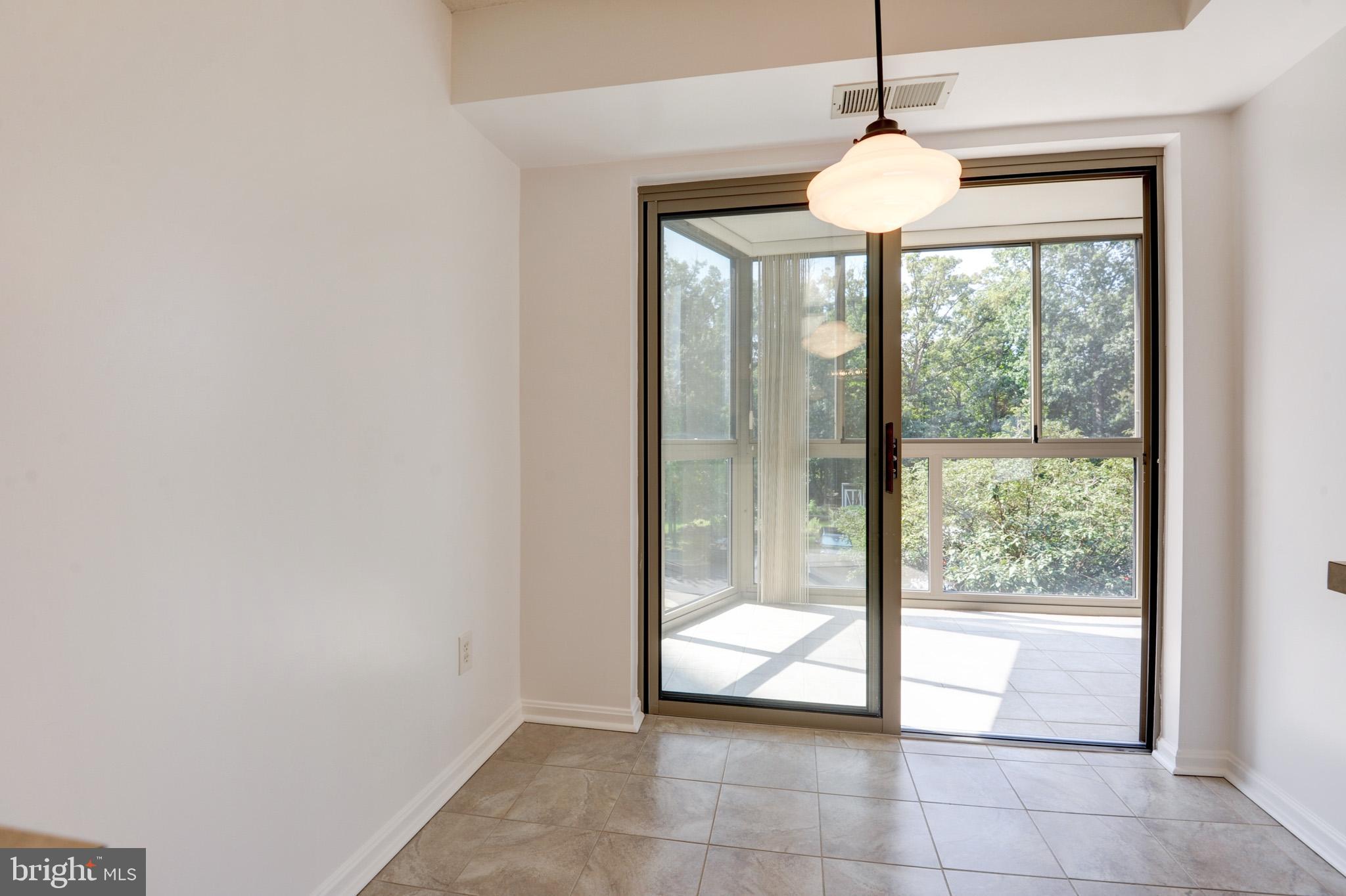 19385 Cypress Ridge Terrace, Unit 220 Leesburg, VA 20176 - Photo 34 of 64
