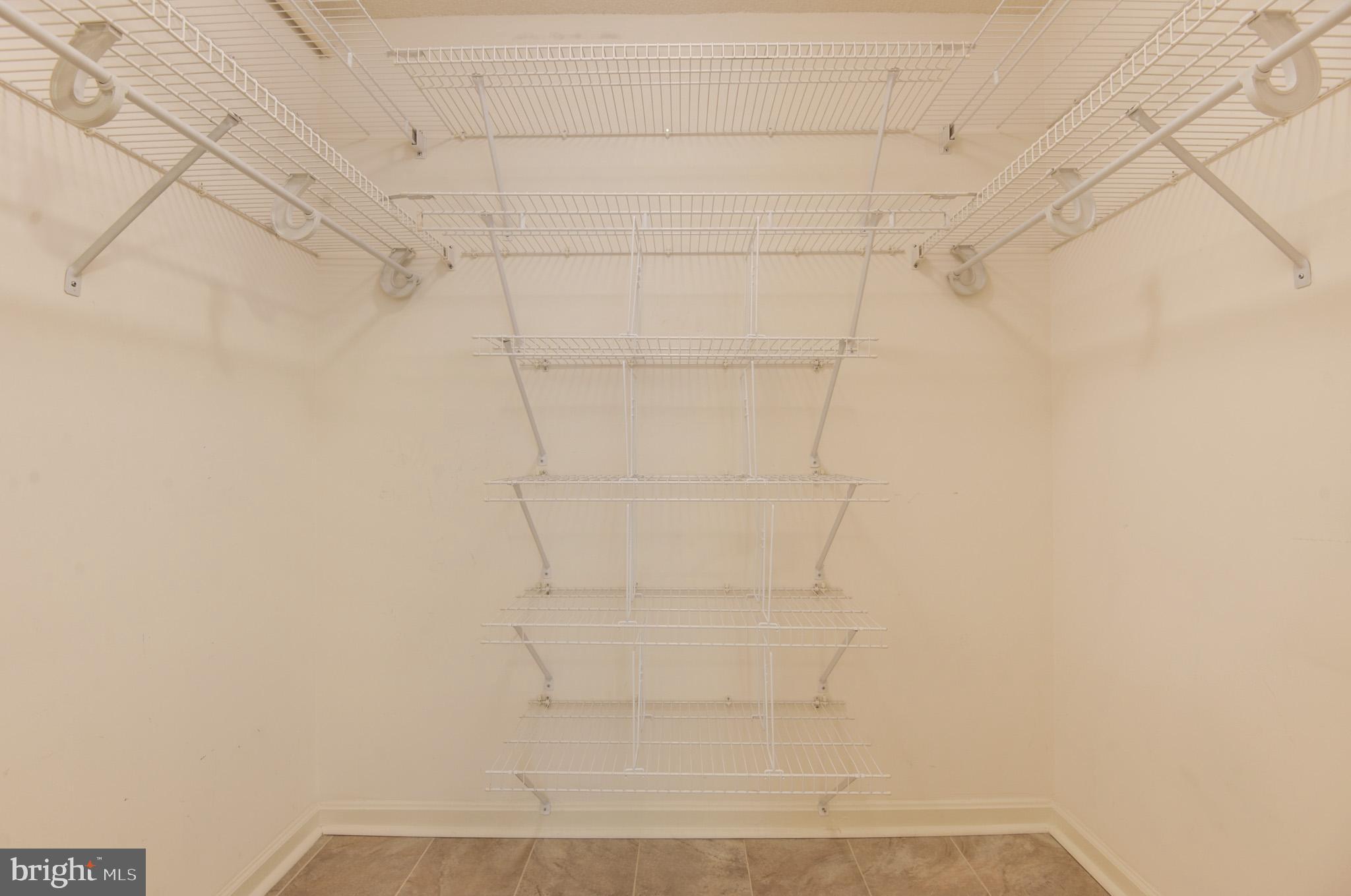 19385 Cypress Ridge Terrace, Unit 220 Leesburg, VA 20176 - Photo 41 of 64