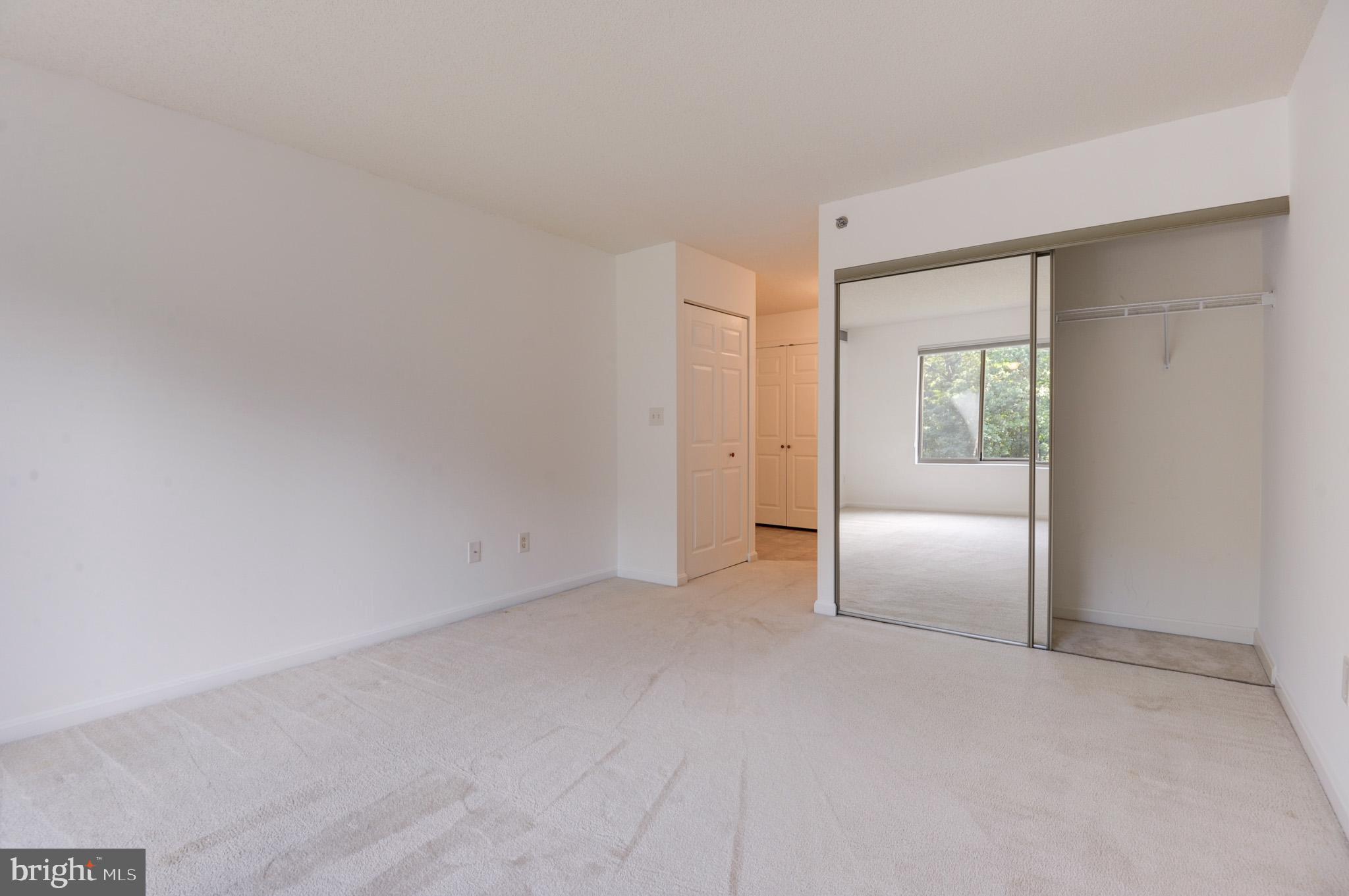 19385 Cypress Ridge Terrace, Unit 220 Leesburg, VA 20176 - Photo 47 of 64