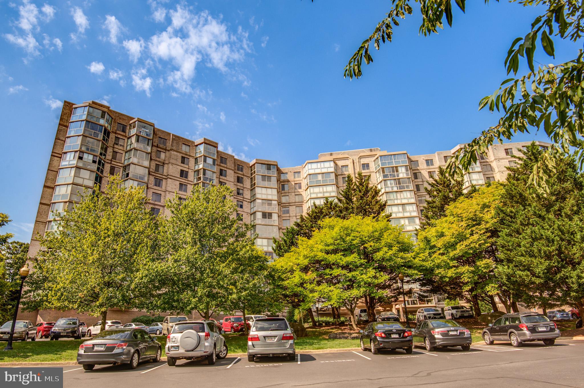 19385 Cypress Ridge Terrace, Unit 220 Leesburg, VA 20176 - Photo 53 of 64