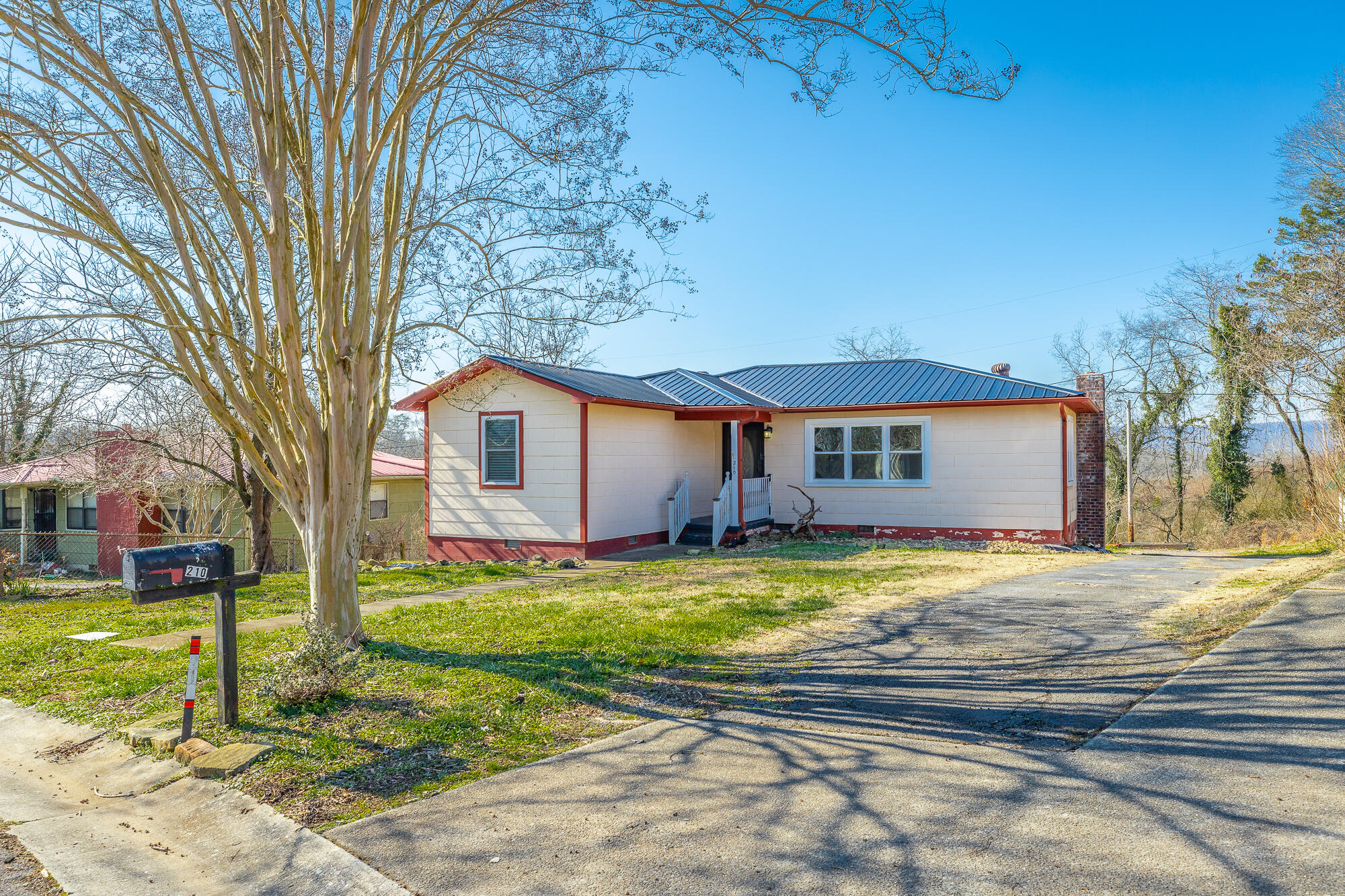 210 Ruby Street Bridgeport, AL 35740 - Photo 3 of 65 210 Ruby Street HD-3